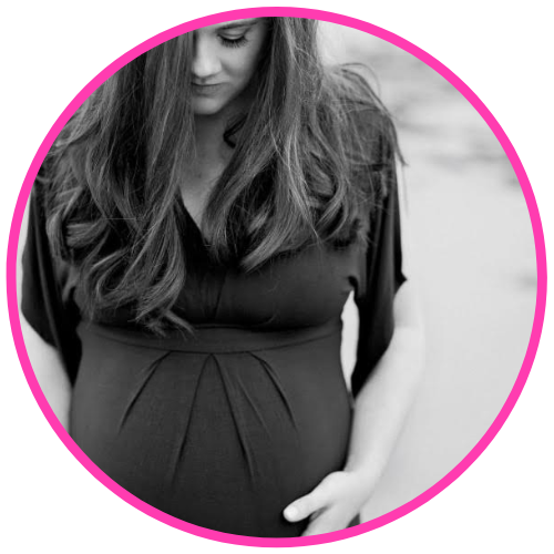 AnnMarie black & white baby bump, circle image with pink border